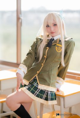 (Kilang Fantasi Xiaoding) – Sena Kashiwazaki