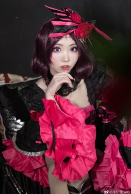 Kemuliaan Raja Luna Goth Rose @月义 Zeroowo (9 foto)