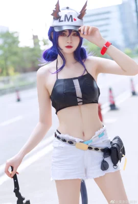 Arknights Chen Swimsuit@RabbitPangPangPang (Pameran Animasi dan Permainan Festival Komik Antarabangsa CICF China) (9 foto)