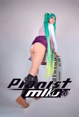 Elisabeth Hope – Pianis Miku