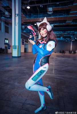 Overwatch dva @berubah menjadi naga yang sangat comel (ekspo ccg 2020) (9 foto)