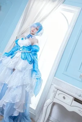 “Re: Life in a Different World from Zero” Rem Crystal Dress ver.cos gambar yang cantik[CN: Nekota Seinai](8 gambar)