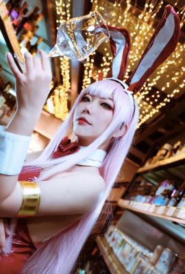 Witty Bunnygirl – Zero Two Bunnygirl (22P)