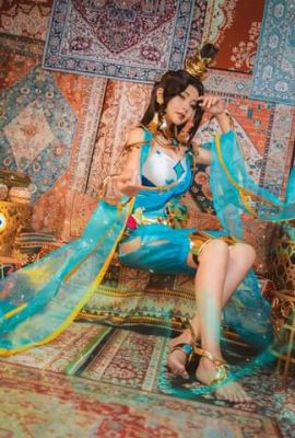 Arena of Valor Cosplay Lauriel Twirling Dancer