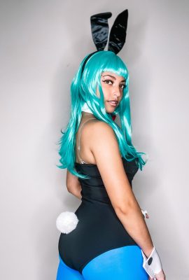 Domi Versailles – Bunny Bulma