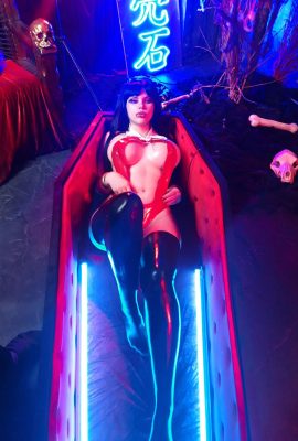 Alice Cosplay – Vampirella