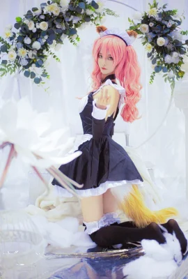 FGO Tamamo Mae Maid @coserAnge (10 foto)