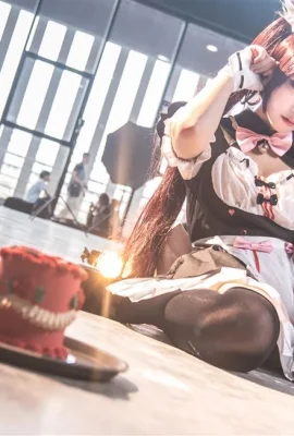 Gambar Cosplay Kostum Pembantu Rumah Coklat “Coklat dan Vanila” Coklat[CN: Saya bukan Weibo Cheng](9 foto)