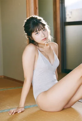 (Yoshida Rika) Payudara gadis manis itu bulat dan penuh (23 Gambar)