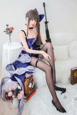 Kecantikan rama-rama dalam skirt biru, bilik persendirian Tema Cosplay, stoking hitam seksi, kaki cantik, gambar godaan yang menggoda (20 gambar)