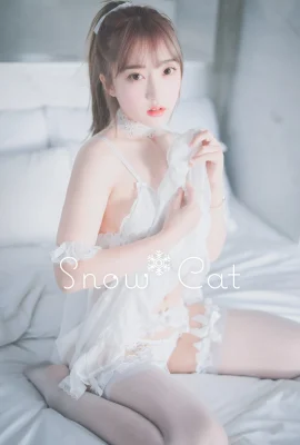 Hanari – Snowcat Vol.1 (35 foto)